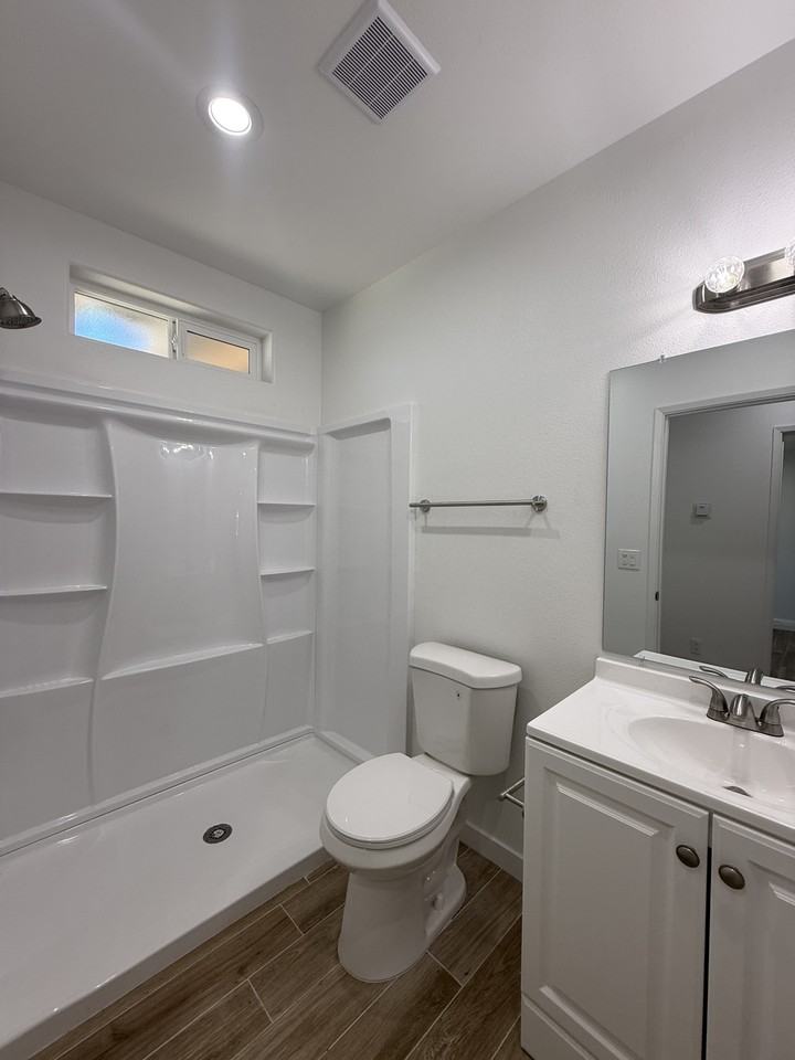 1304 W Nectarine Ave #A - Photo 7 of 8