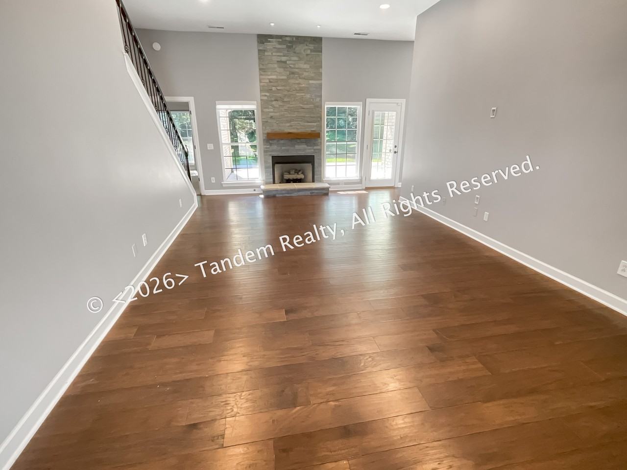 6500 Lampe Ct - Photo 4 of 23