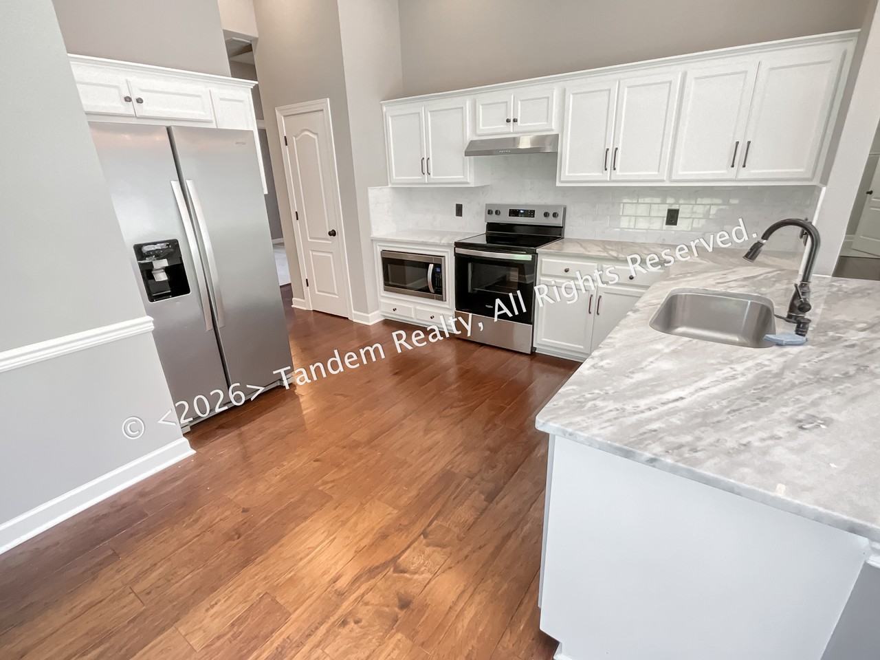 6500 Lampe Ct - Photo 6 of 23