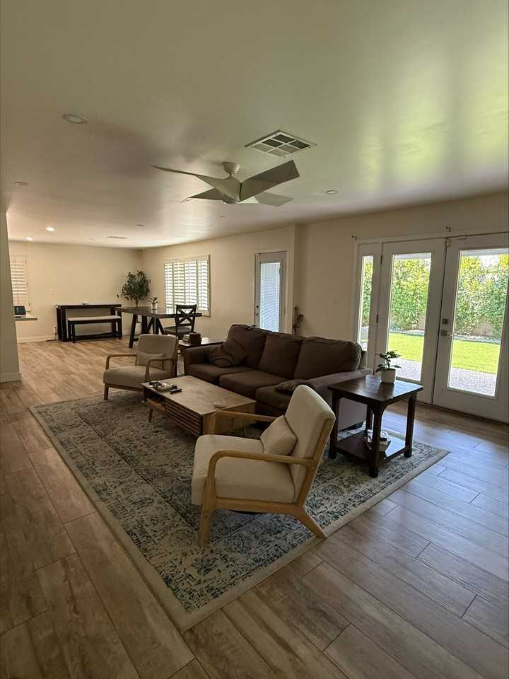 8313 E Indianola Ave - Photo 3 of 12