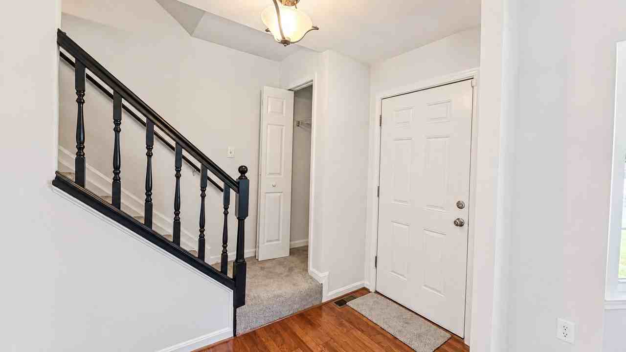 1660 Willowwood Ct - Photo 2 of 26