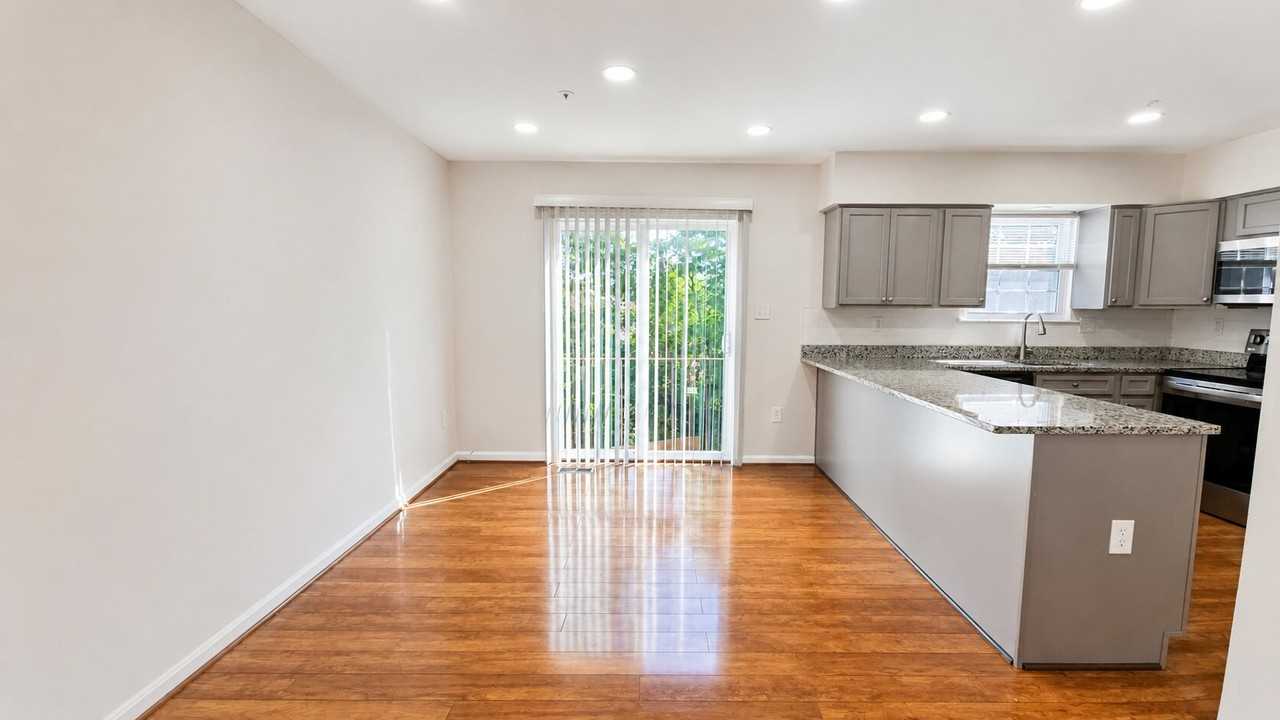 1660 Willowwood Ct - Photo 5 of 26