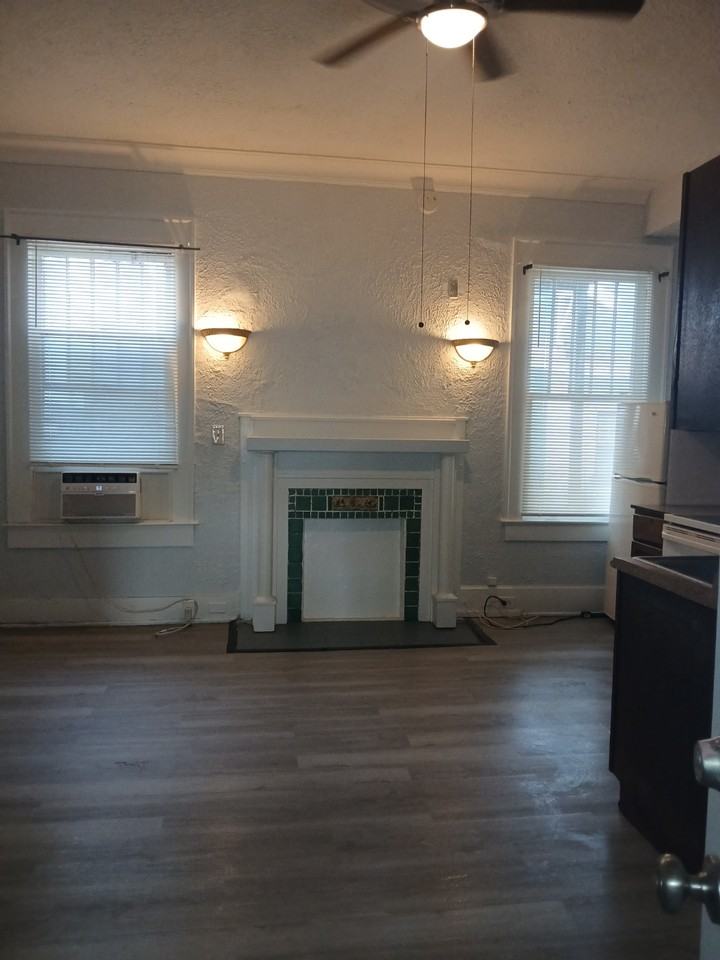 730 4th Ave N #1C - Photo 4 of 19