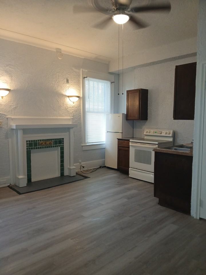 730 4th Ave N #1C - Photo 6 of 19