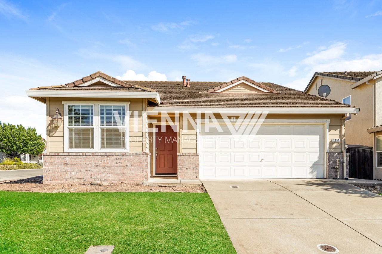 2856 Cardinal Dr