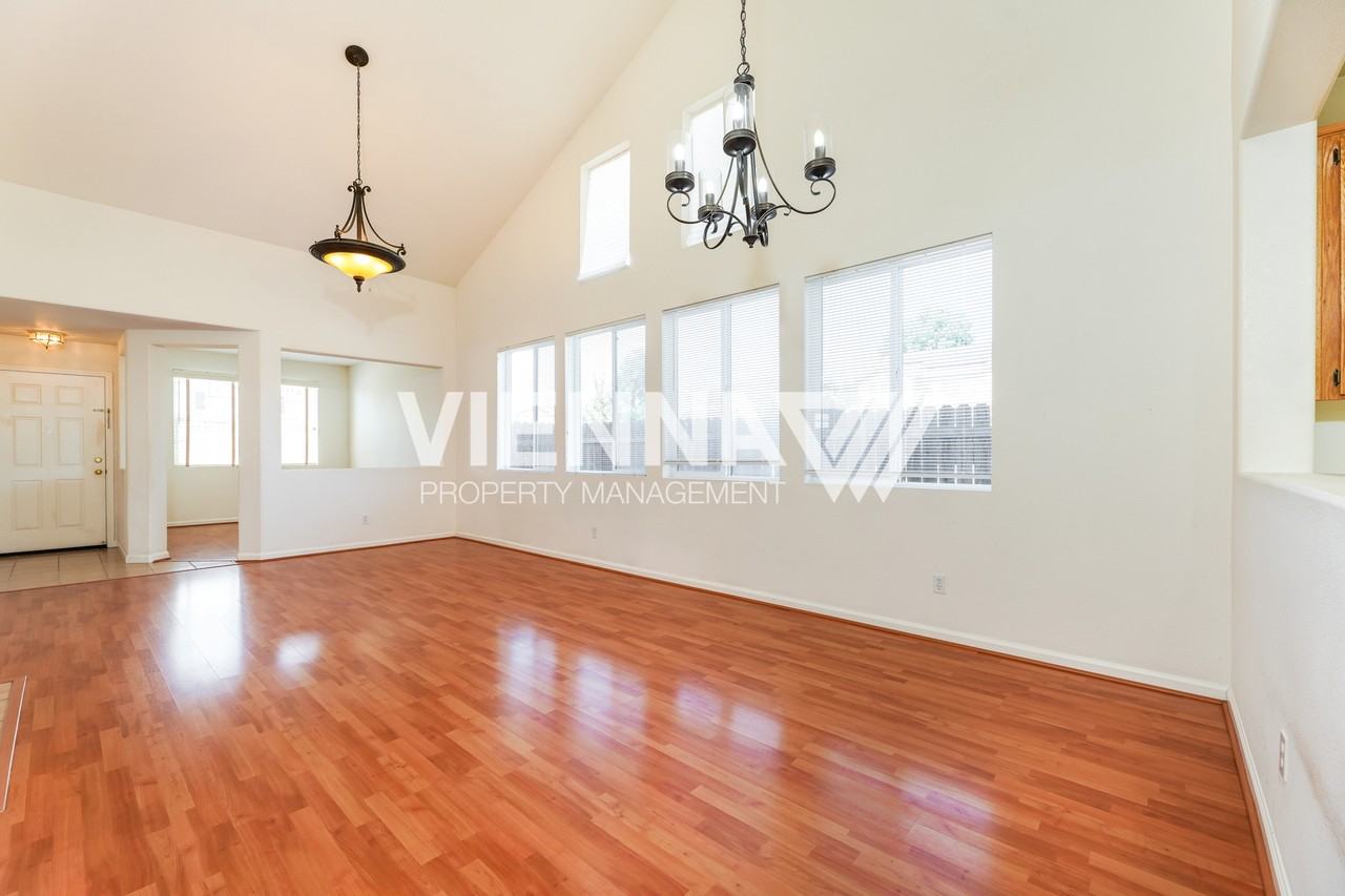 2856 Cardinal Dr - Photo 2 of 20
