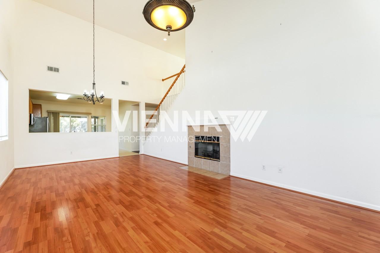2856 Cardinal Dr - Photo 4 of 20