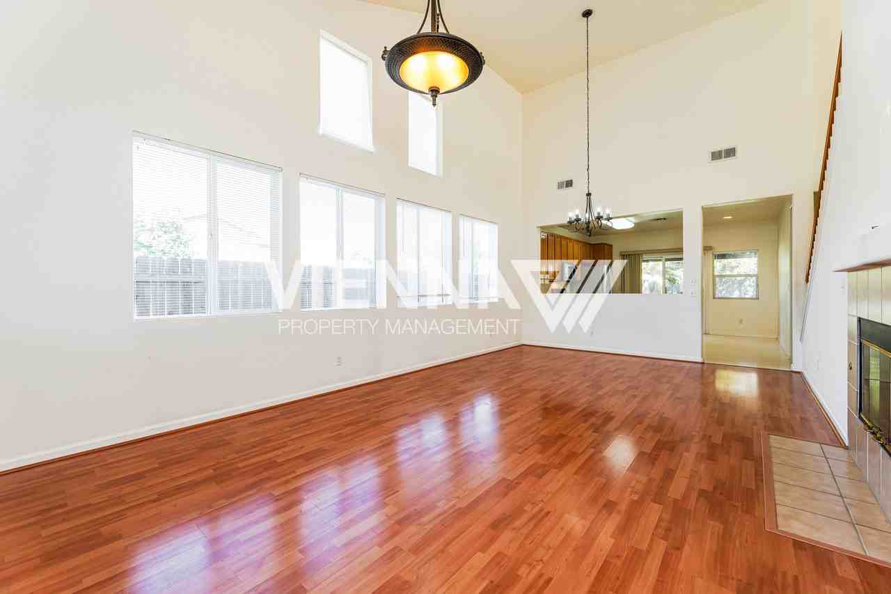 2856 Cardinal Dr - Photo 5 of 20