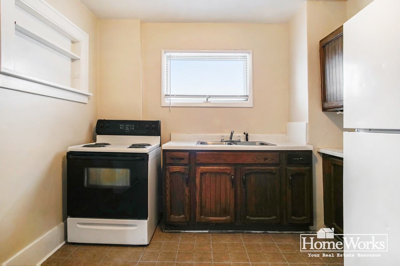 506 S 31st St - Photo 7 of 16