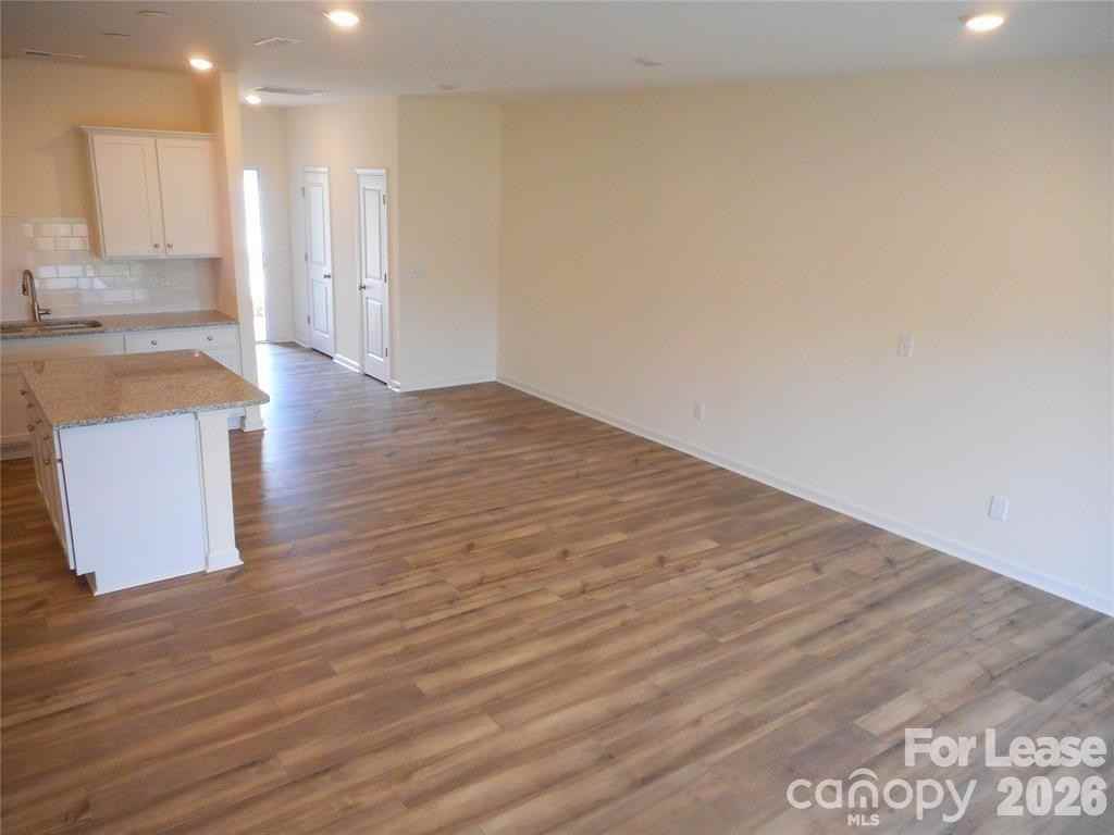 3548 Secrest Lndg - Photo 3 of 17