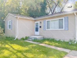 featured image of 2710 E Pierson Rd