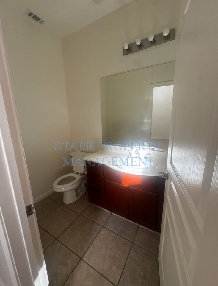 2046 Solothurn Way - Photo 6 of 25