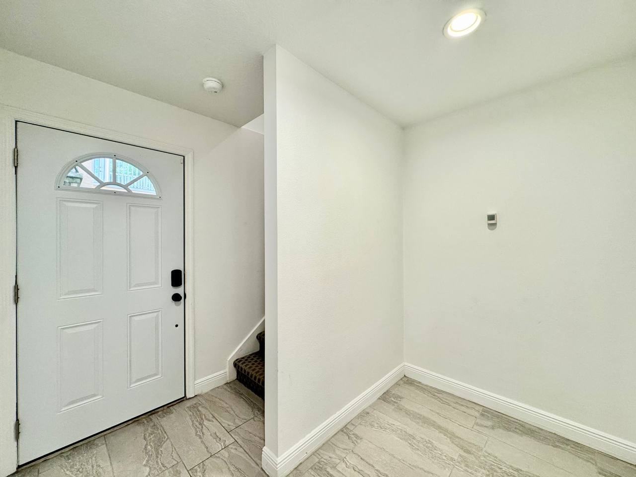 487 Bayou Village Dr - Photo 4 of 35