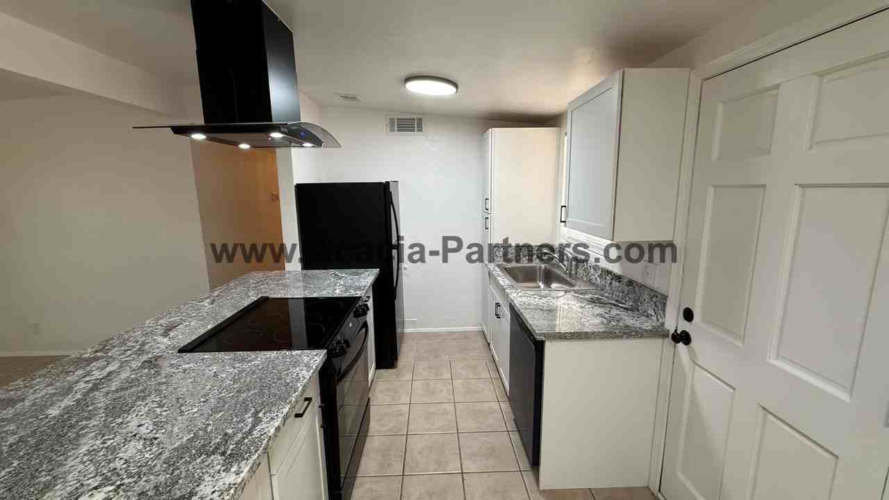 5149 E Andrew St - Photo 6 of 15