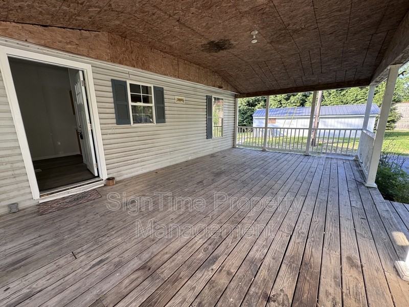 2311 Back Rd - Photo 3 of 31