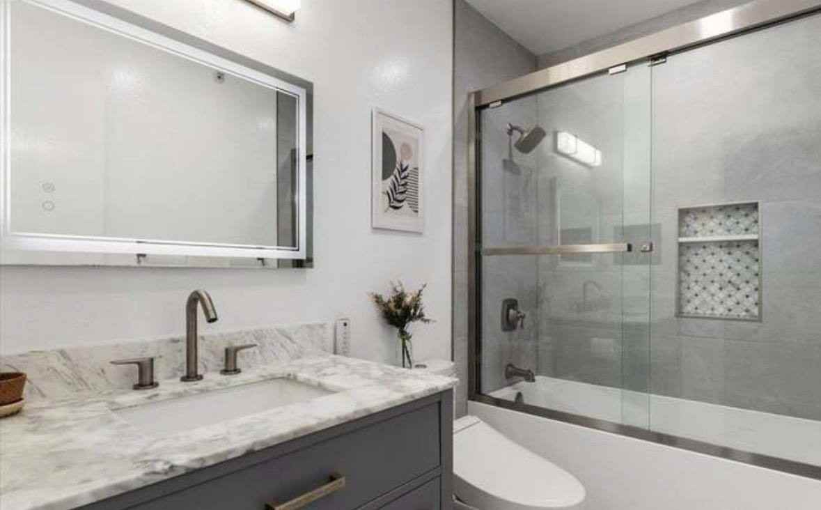 331 Philip Dr - Photo 2 of 4