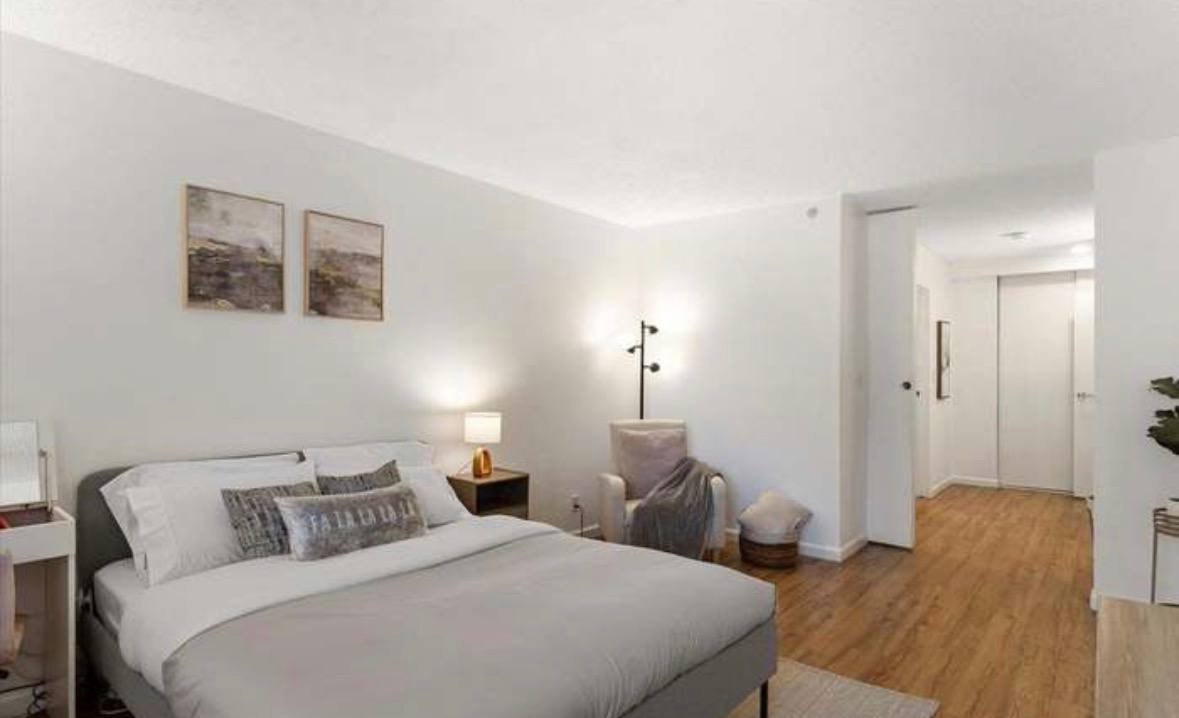 331 Philip Dr - Photo 3 of 4