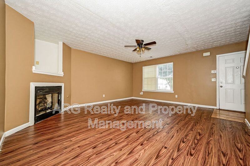 2956 Fields Dr - Photo 5 of 16