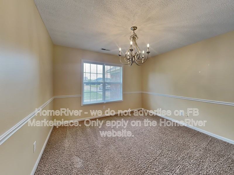 675 Talisman Dr - Photo 5 of 24