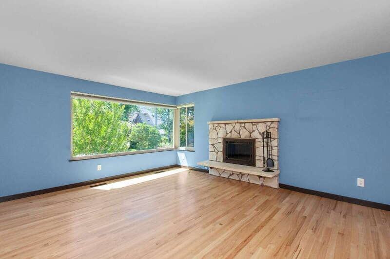 126 Nw 104th St - Photo 5 of 40