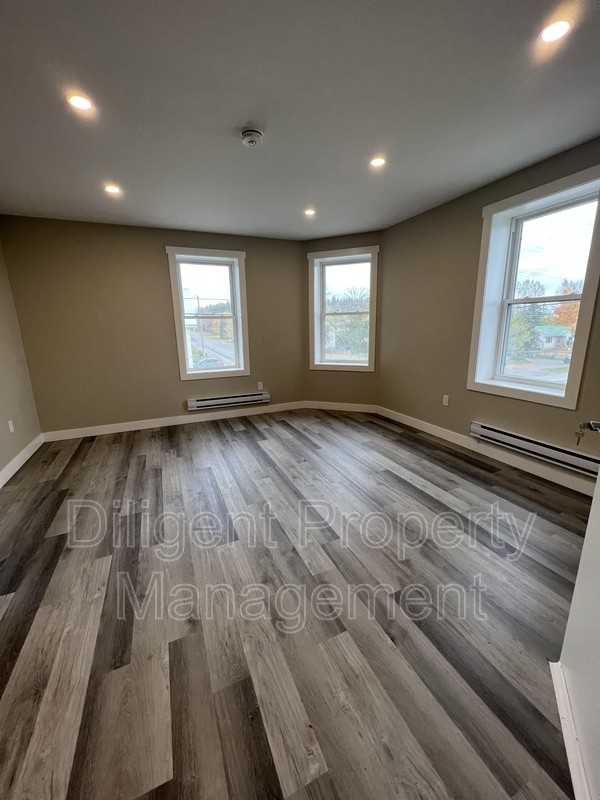 2307 Elm Tree Rd #3 - Photo 2 of 14