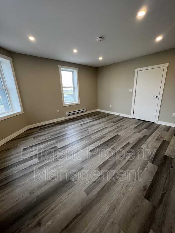 2307 Elm Tree Rd #3 - Photo 4 of 14