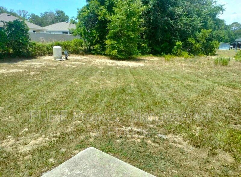 9870 Se 159th St - Photo 2 of 7