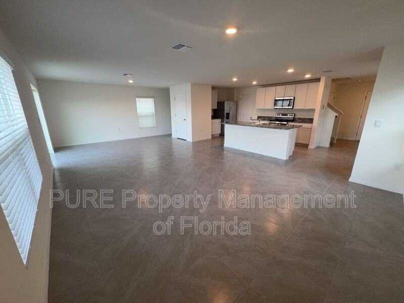 8702 Sw 46th Ave - Photo 6 of 50