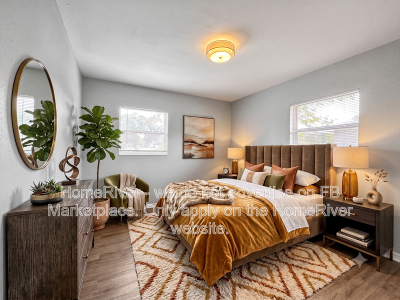 4903 S 85th St - Photo 5 of 27
