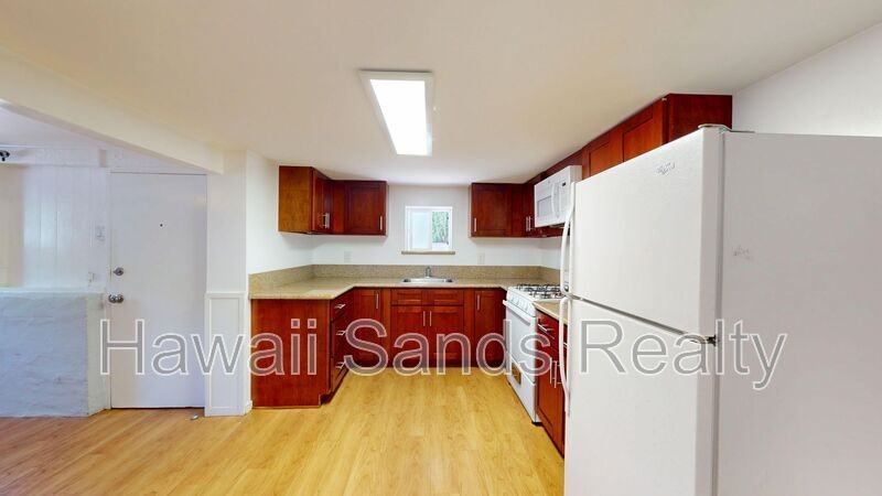 908 Kinau St - Photo 5 of 26