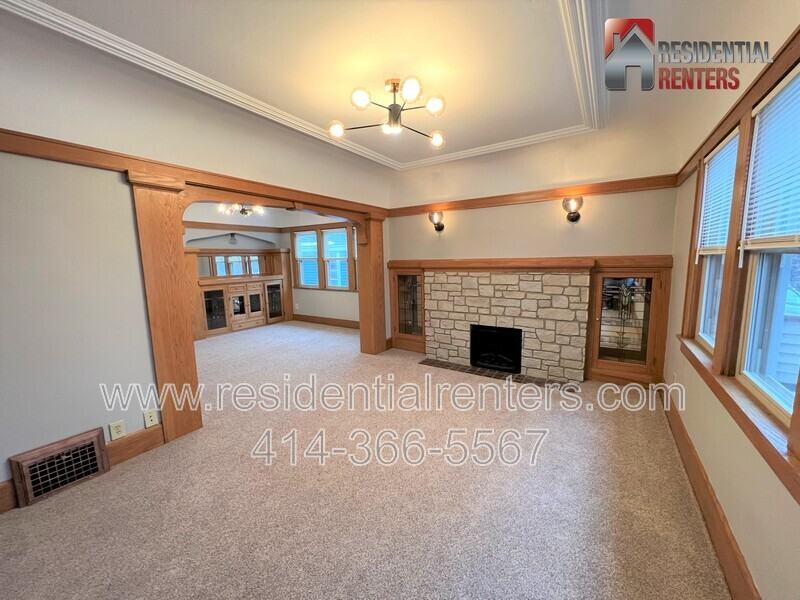 2768 S Adams Ave - Photo 2 of 13