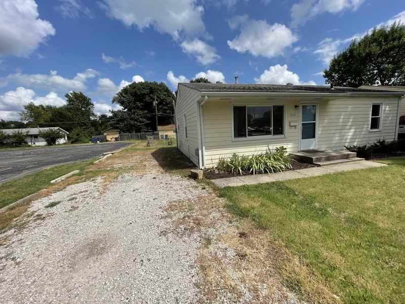 1812 Arkansas St - Photo 3 of 22