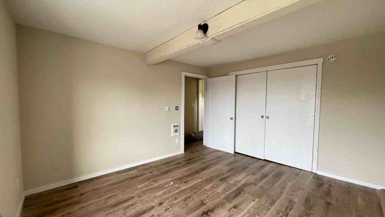239 S 4th St #4 - Photo 5 of 10