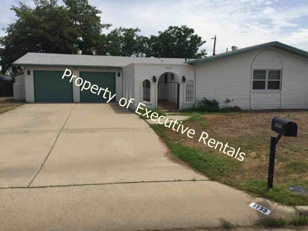 1733 Aspen Ave - Photo 2 of 23