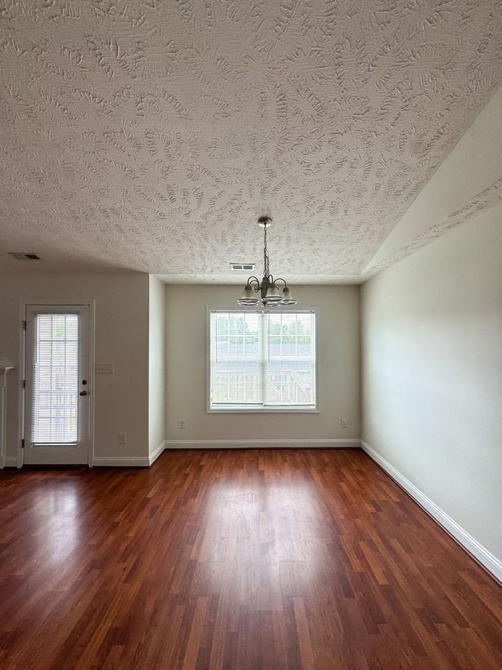 169 Wolfpoint Dr - Photo 6 of 18