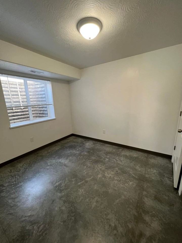 Cobble Court - Photo 5 of 13