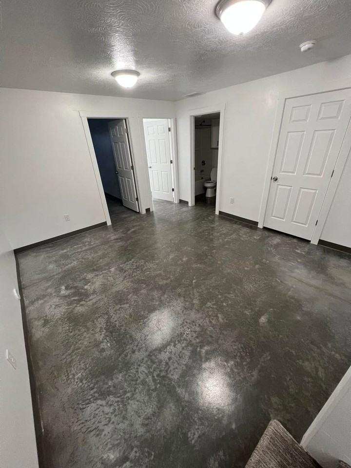 Cobble Court - Photo 6 of 13