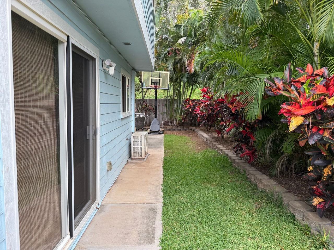 554 554 AKOLEA PL - Photo 6 of 30