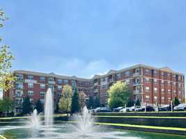 featured image of 2 Itasca Pl #417