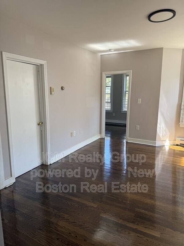 95 Willowwood St #3-2ndFL - Photo 4 of 5