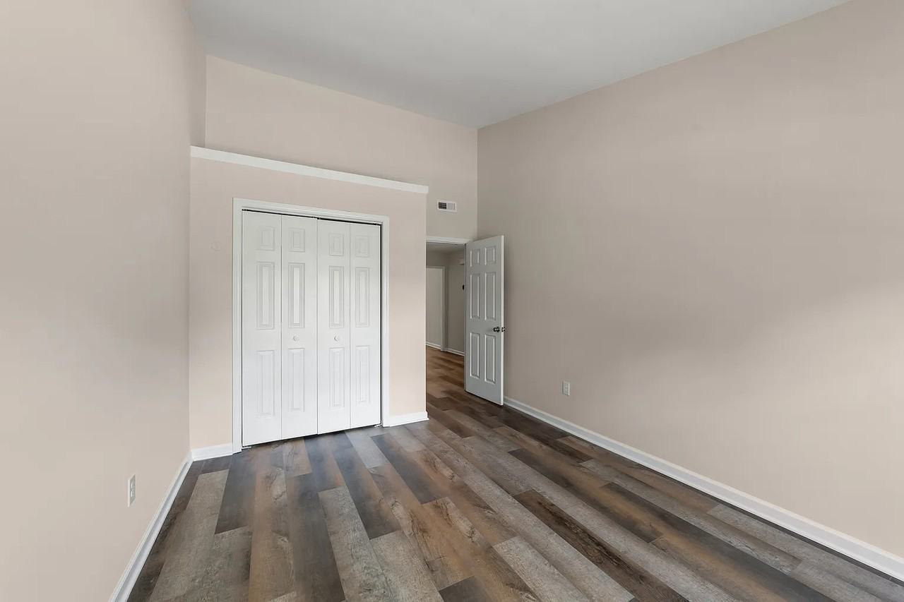 102 Shady Spring Pl - Photo 6 of 28