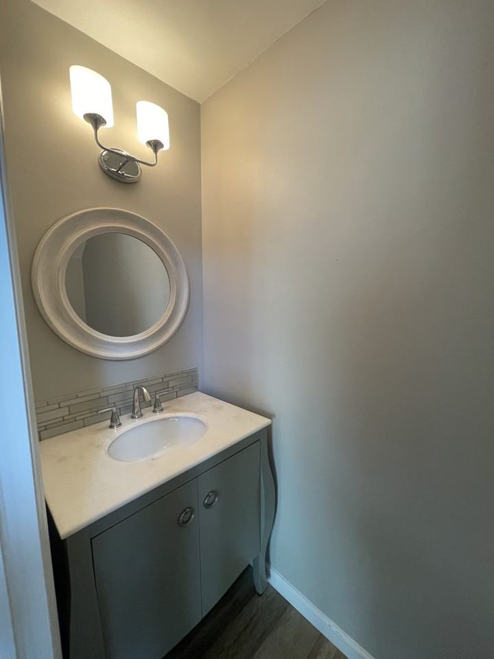 2770 North Ave Se - Photo 6 of 18