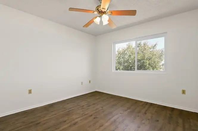 26257 Saint Marys St #1 - Photo 3 of 17