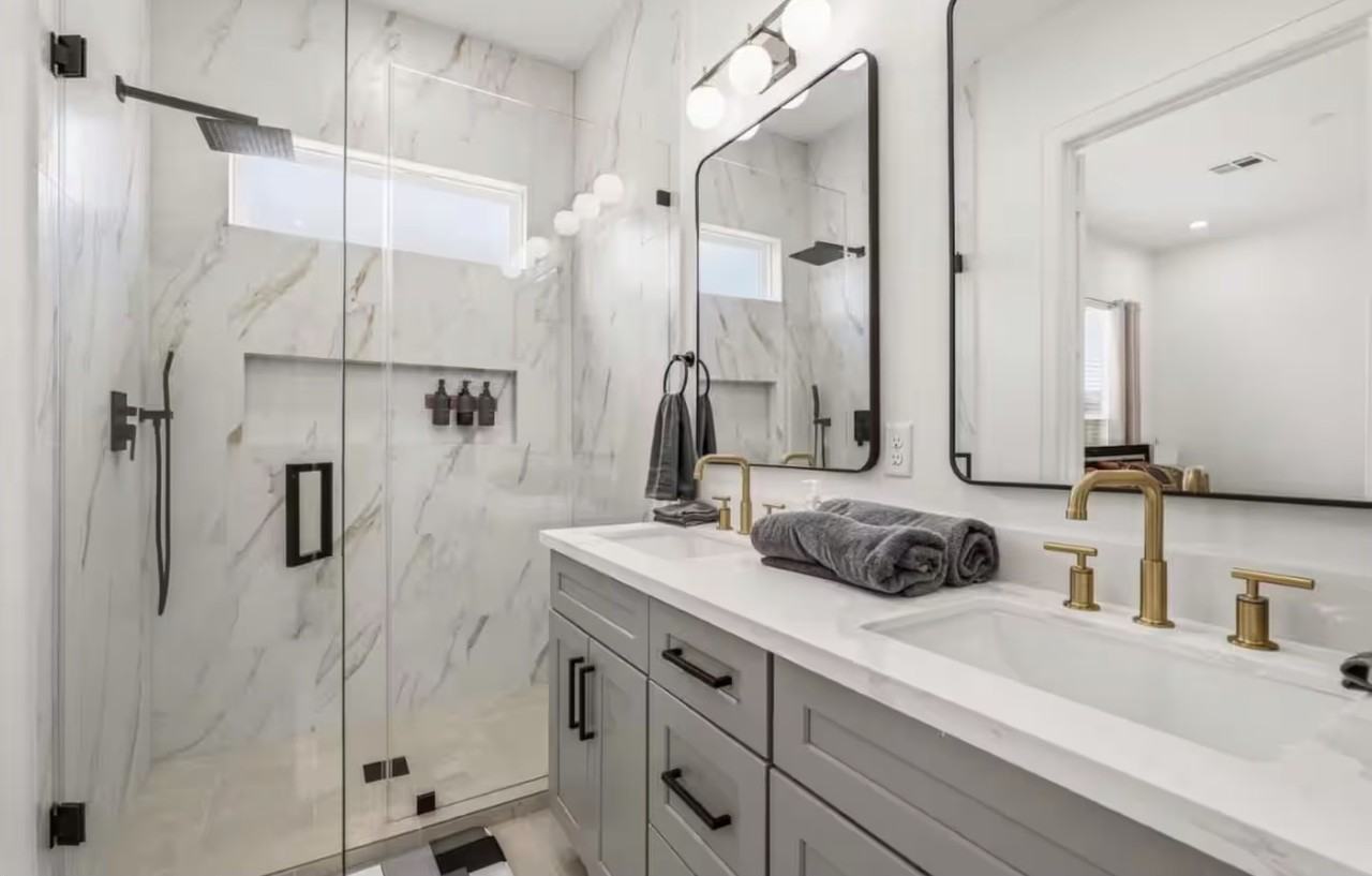 6532 Weston St #A - Photo 5 of 16
