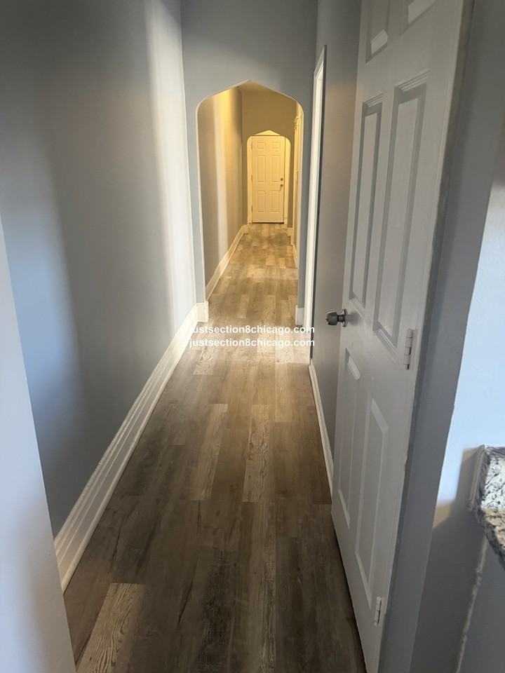 7127 S Merrill Ave #2S - Photo 3 of 6