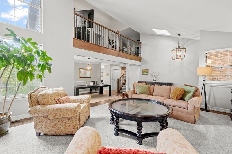 8040 S Jasmine Cir - Photo 3 of 30