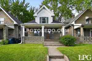 featured image of 1715 Greenwood Ave