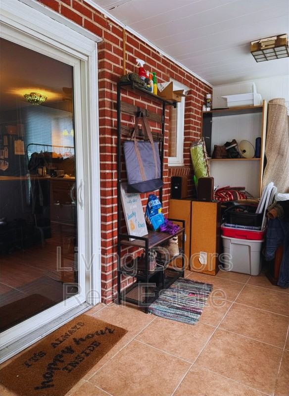 2301 South St - Photo 3 of 33