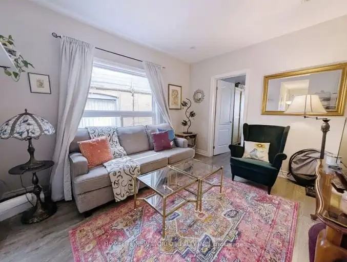 10 Dixon Ave - Photo 6 of 10