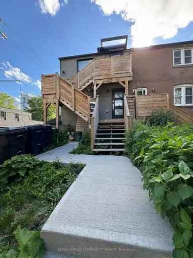 200 Munro St #2 - Photo 2 of 10